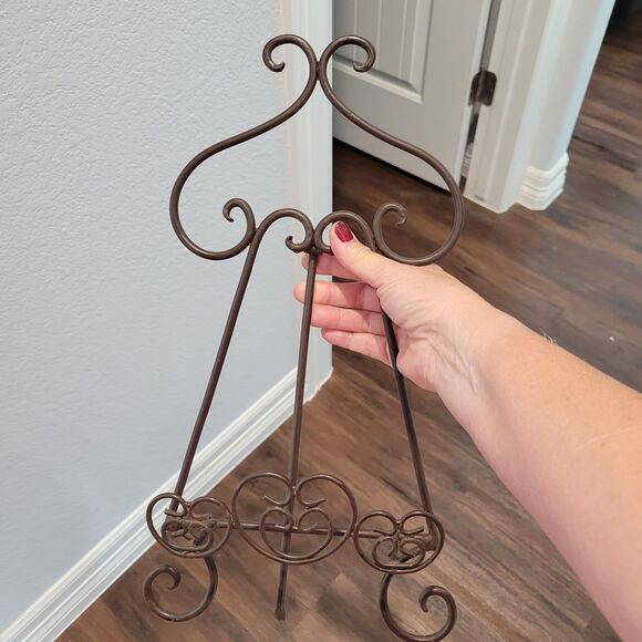 Cast Iron Display Easel Stand Scroll Matte Brown Photo, recipe/plate Holder 16”H - Picture 8 of 8